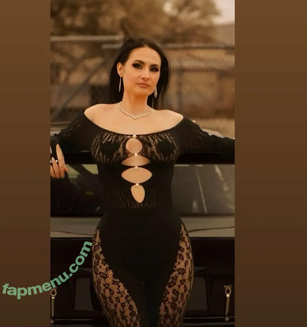 Crystal Wambles nude photo #0039 (_.crystal.wambles._)