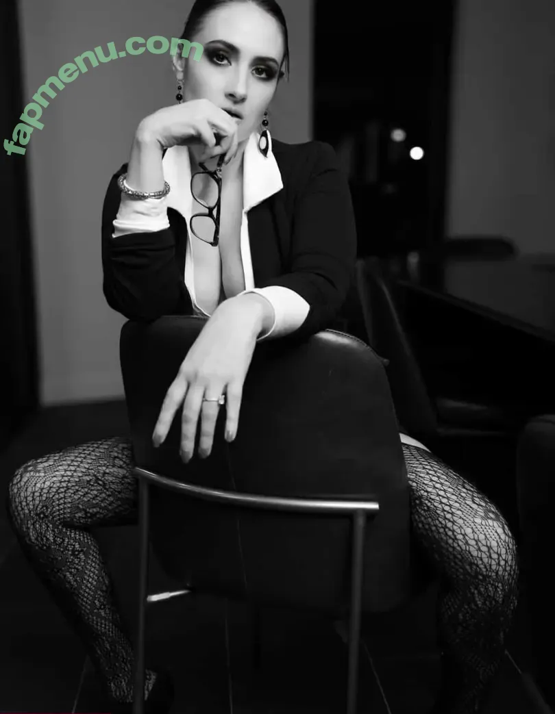 Crystal Wambles nude photo #0043 (_.crystal.wambles._)