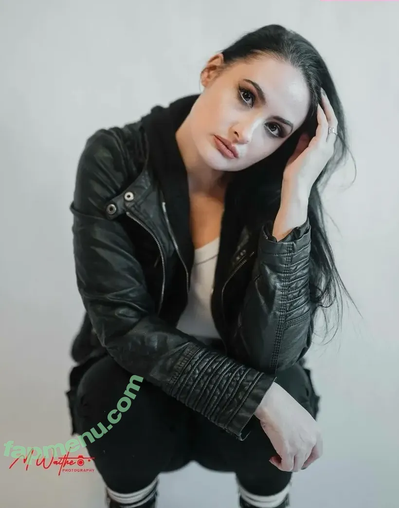 Crystal Wambles nude photo #0065 (_.crystal.wambles._)