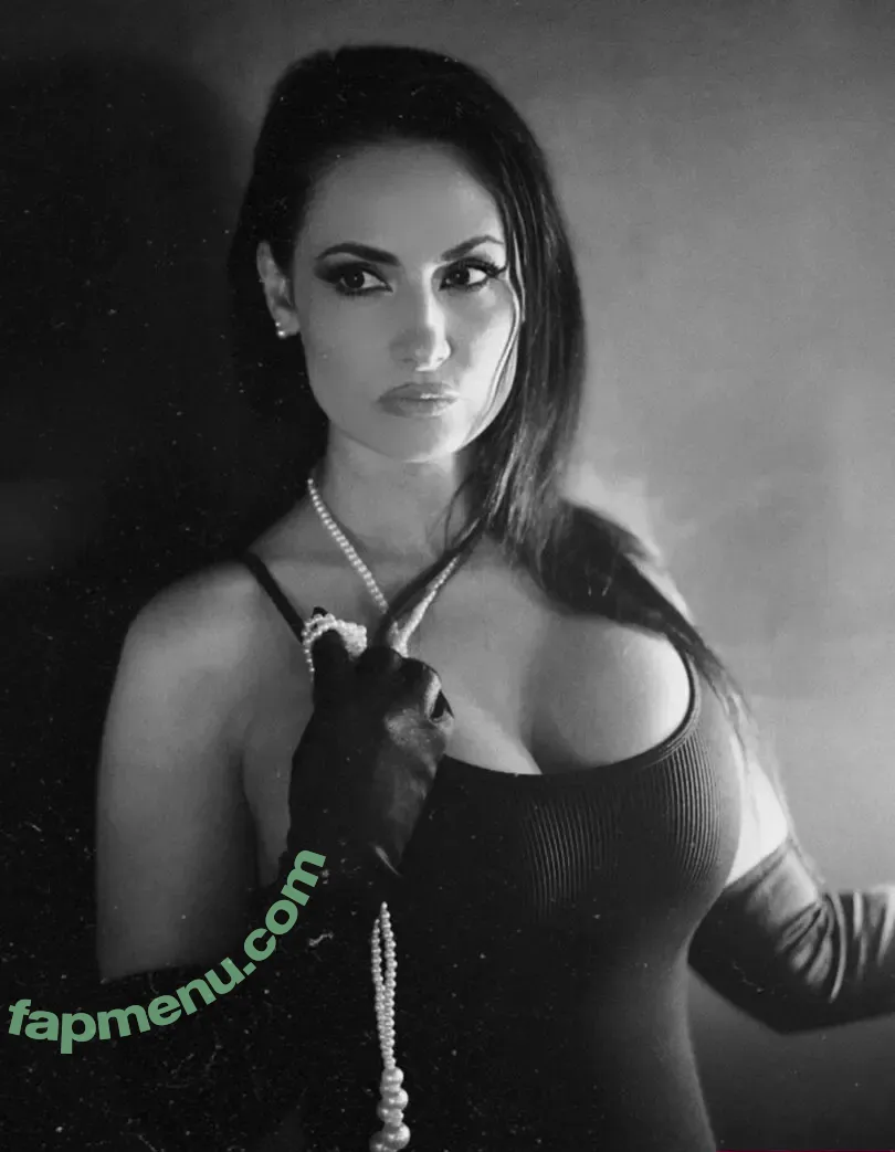 Crystal Wambles nude photo #0090 (_.crystal.wambles._)