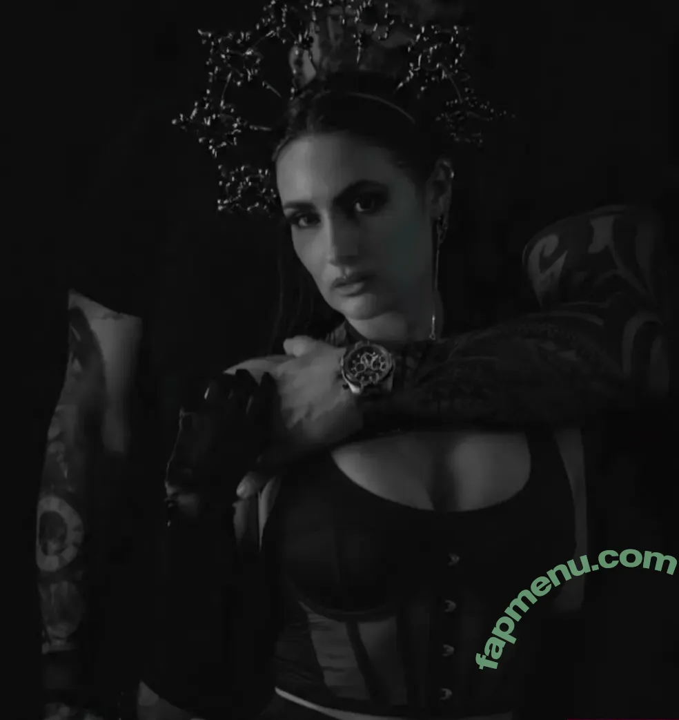 Crystal Wambles nude photo #0096 (_.crystal.wambles._)