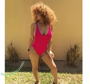 Crystal Westbrooks / crystalwestbrooks / westbrooks.crystal nude photo #0106