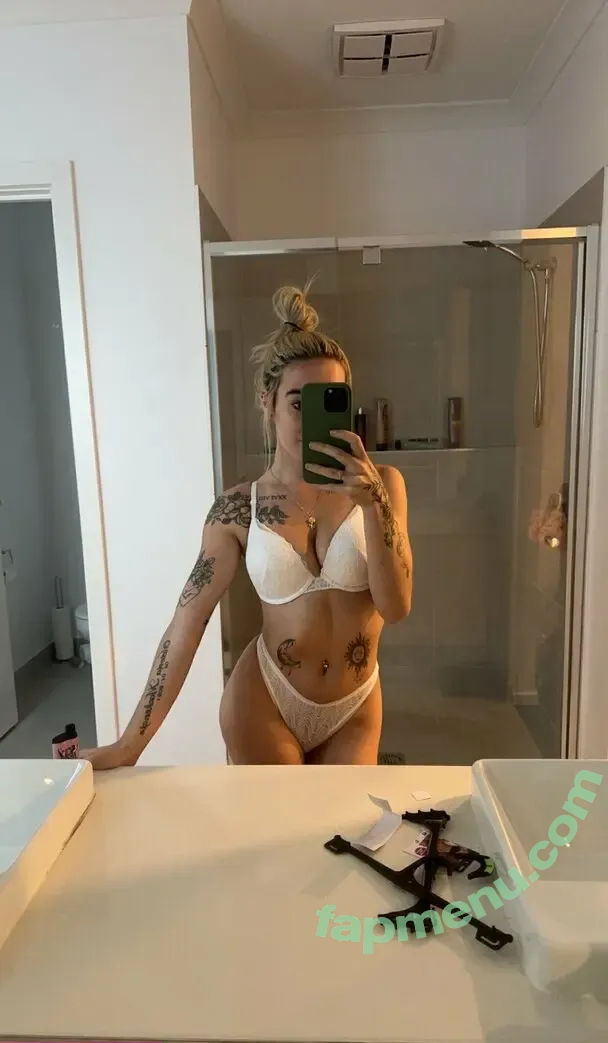 crystalarkingg nude photo #0017 (crystalarkingg)