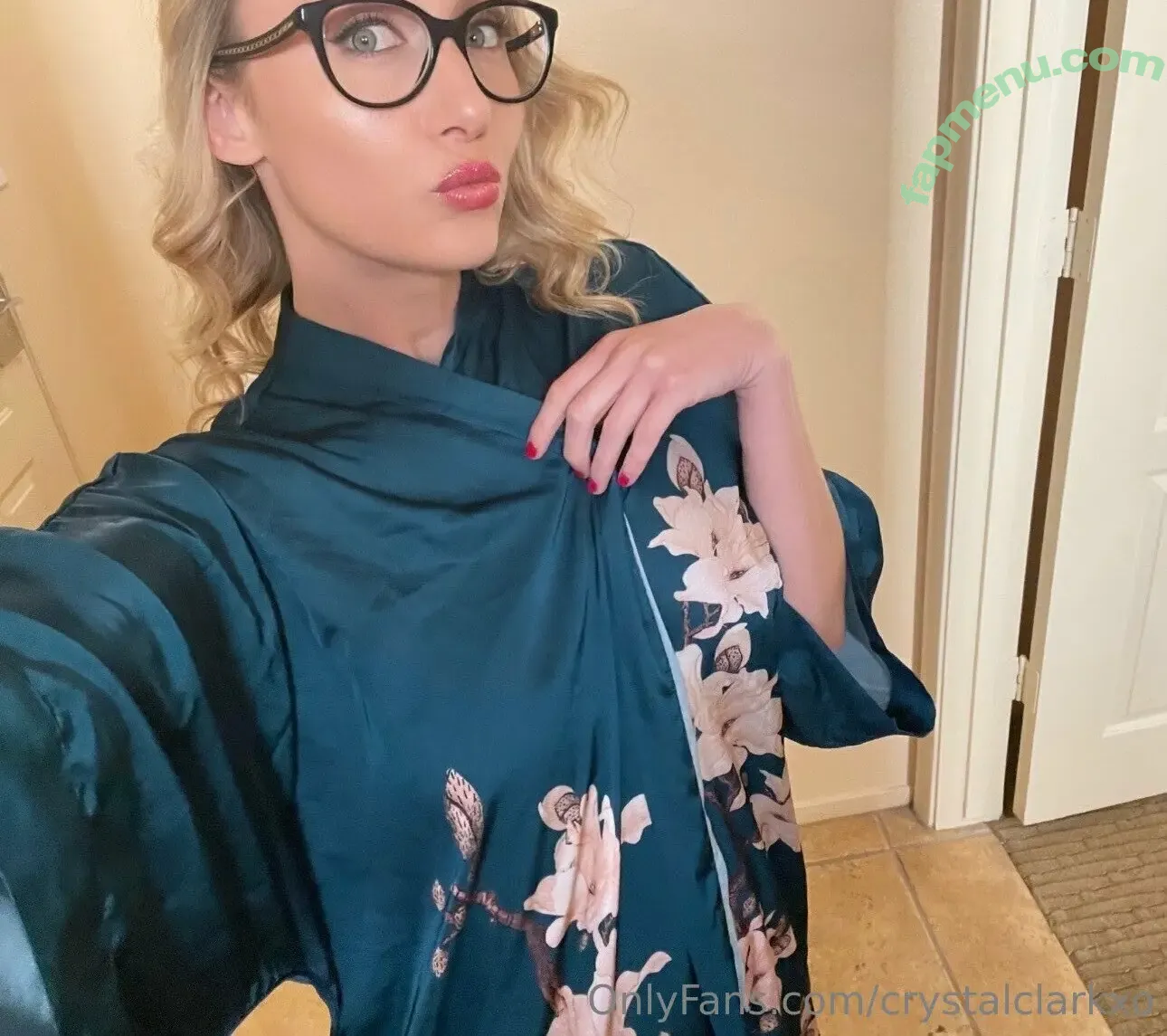 crystalclarkxo nude photo #0220 (realcrystalclarkxo)