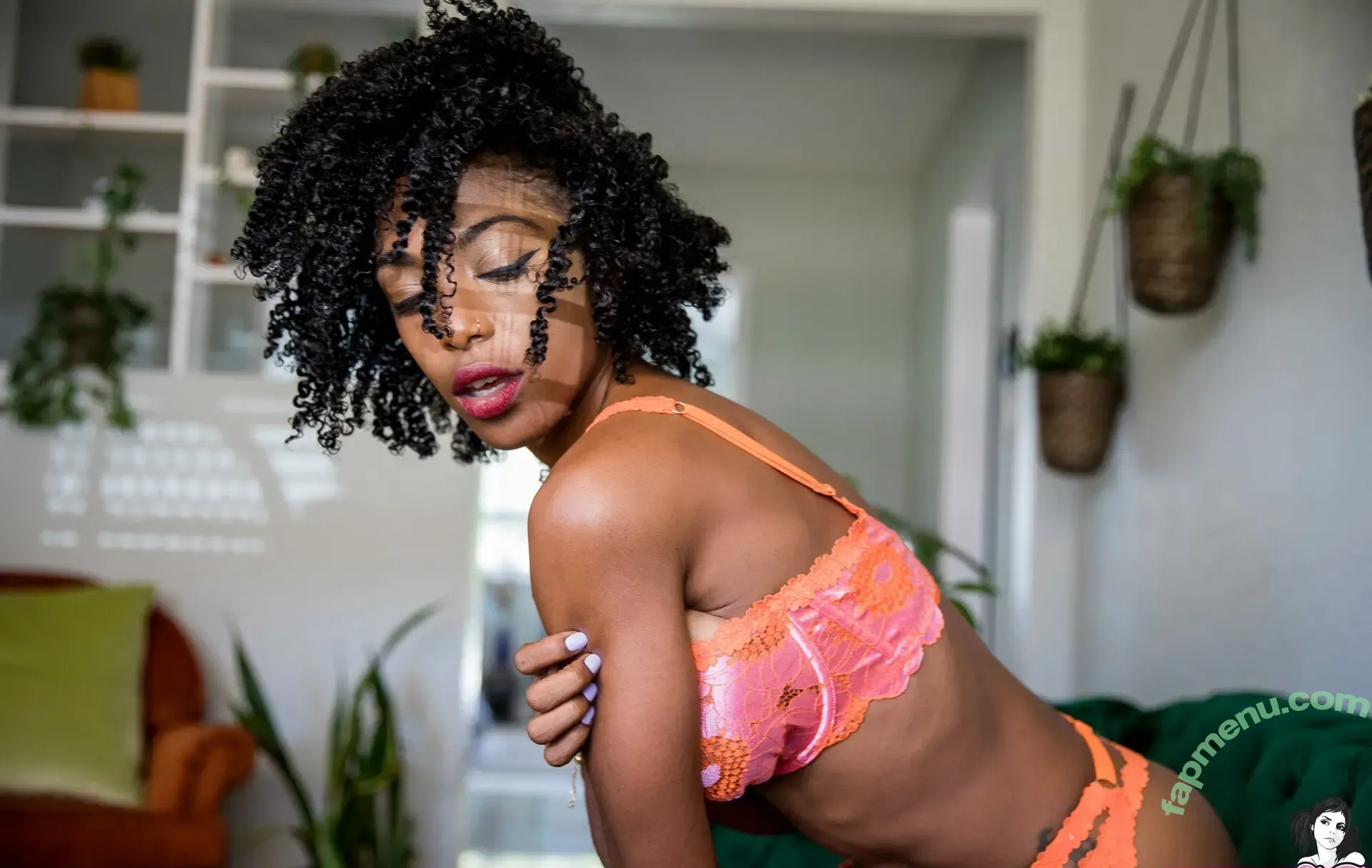 Crystalrich nude photo #0026 (Crystalrich)