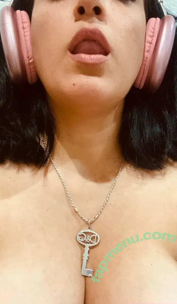 crystaltracy nude photo #0011 (crystaltracy15)