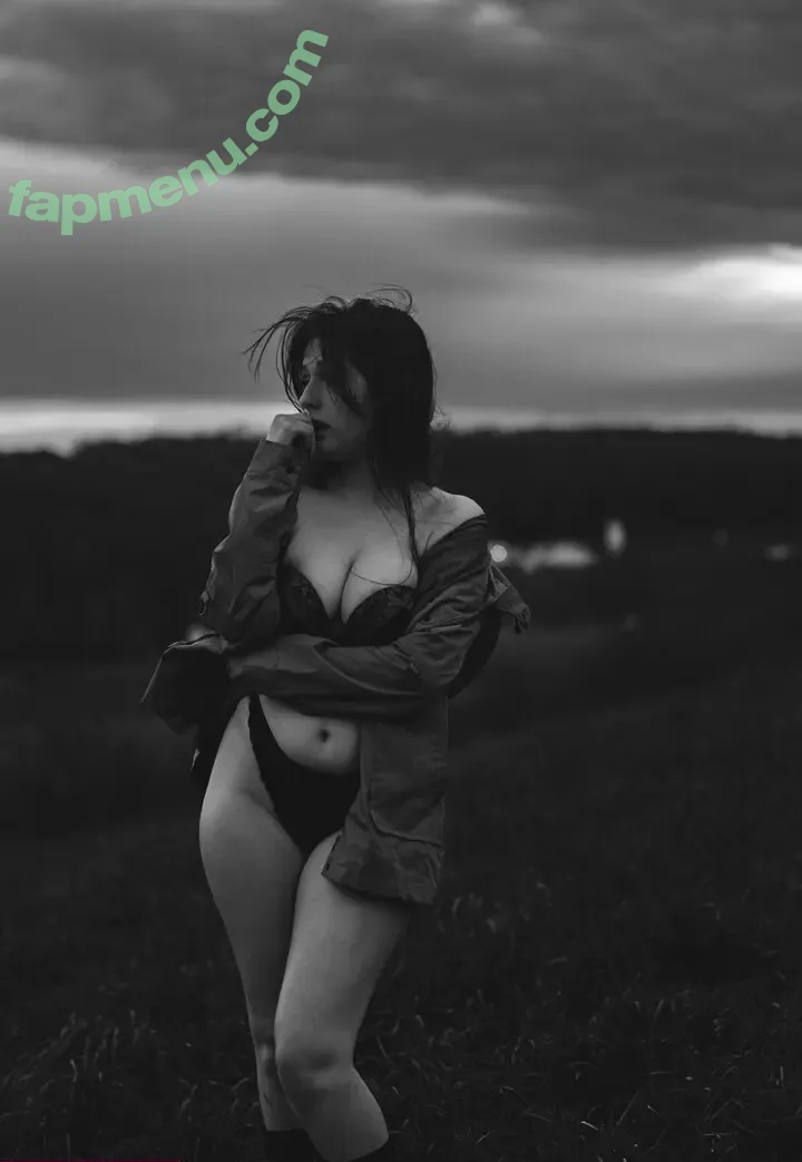 crystiletto nude photo #0039 (crystilettos)