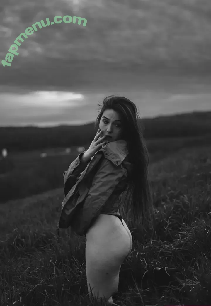 crystiletto nude photo #0042 (crystilettos)