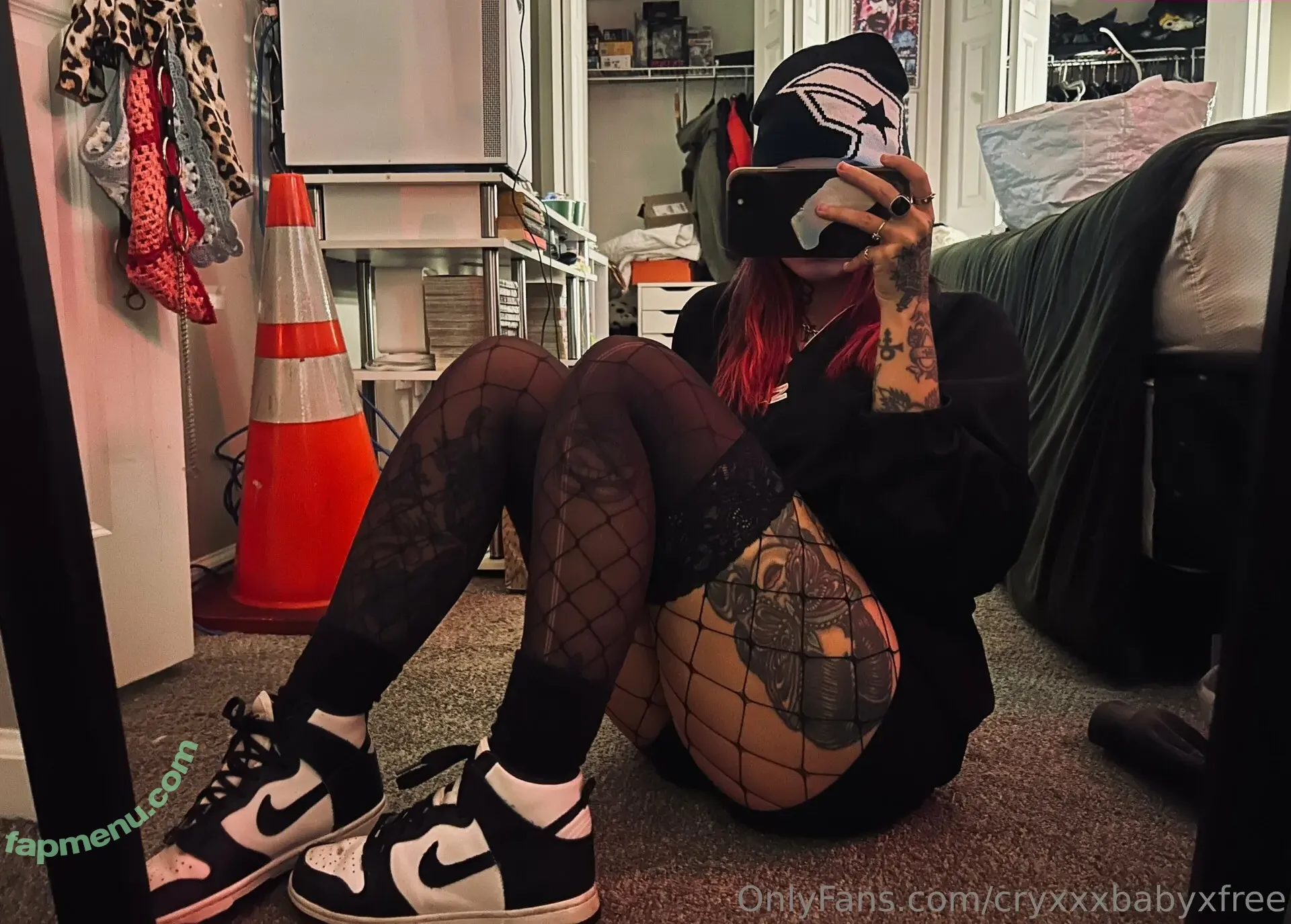 cryxxxbabyxfree nude photo #0004 (cryxxbaby)