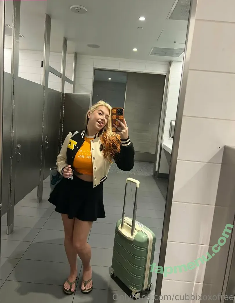 cubbixoxofree nude photo #0138 (3amfreestyle)