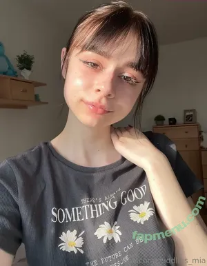 cuddlies_mia / cuddlyyseavey nude photo #0008
