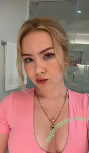 Cultureburns nude photo #0001