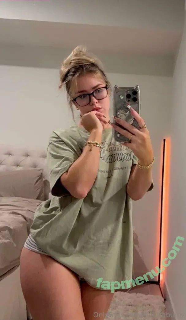 Cultureburns nude photo #0054 (Cultureburns)