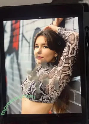 Cum Tributes / nikasofie nude photo #0017