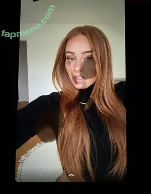 Cum Tributes / nikasofie nude photo #0374