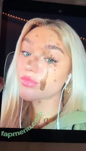 Cum Tributes / nikasofie nude photo #0640