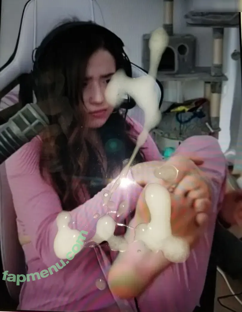 Cum Tributes nude photo #0078 (nikasofie)