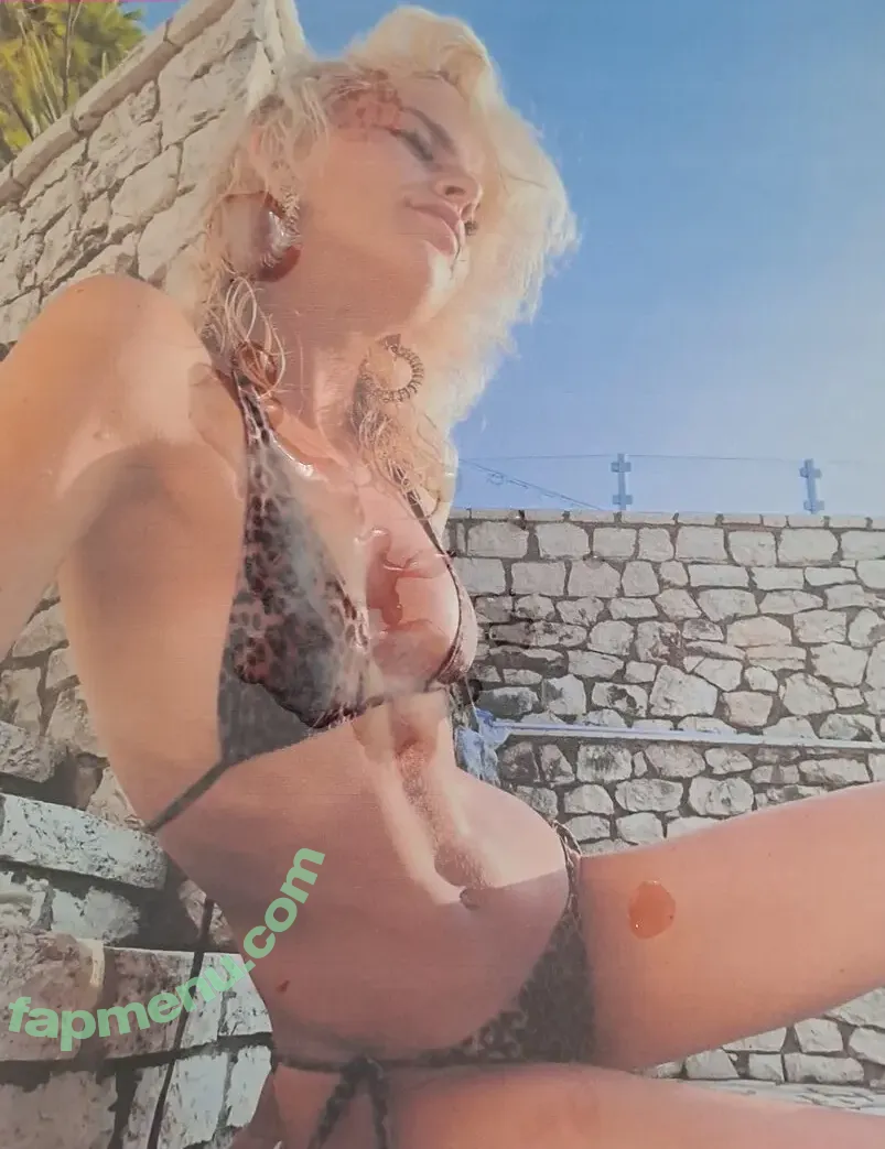 Cum Tributes nude photo #0162 (nikasofie)