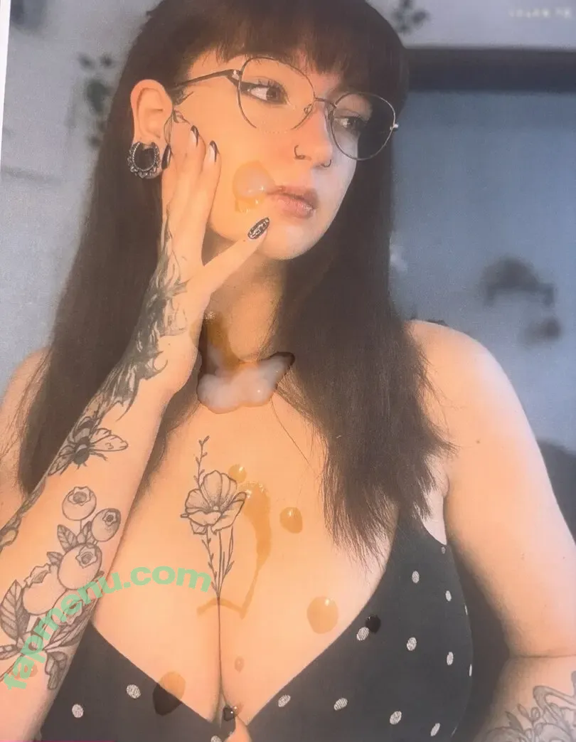 Cum Tributes nude photo #0693 (nikasofie)