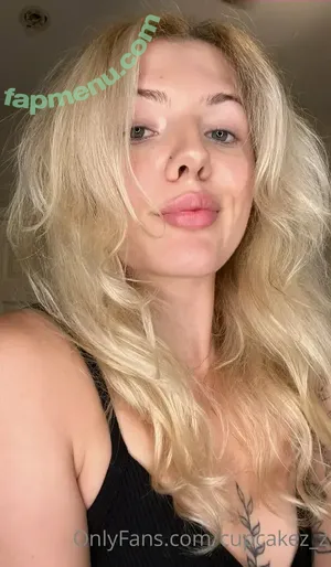  nude photo #0003