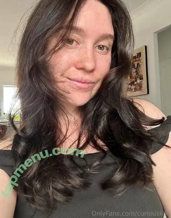 curiouskiki nude photo #0036 (ki.slash.ki)