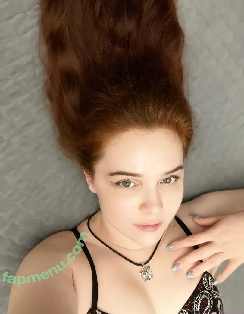 curly.witch nude photo #0026 (curly.witch)