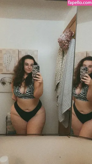 curlyfrycrissy / curlyfries / curvycurlychrisy nude photo #0004