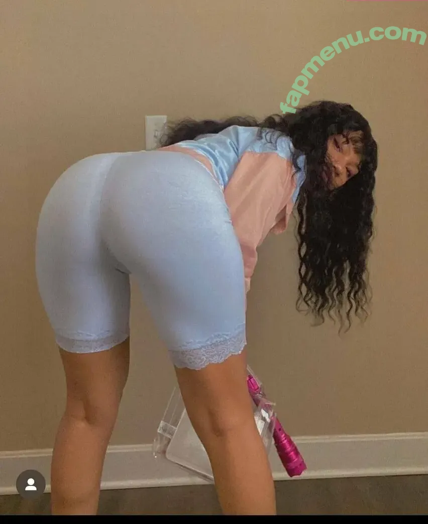CurlyFryK nude photo #0016 (WhatItDo Kiraaa / onlykiraaa / u20019355)