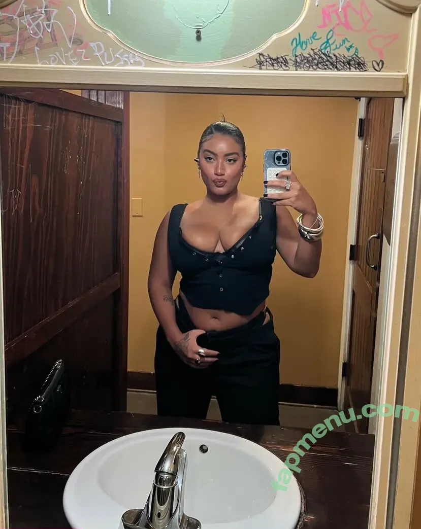 Curlygardens nude photo #0036 (gardensandroses)