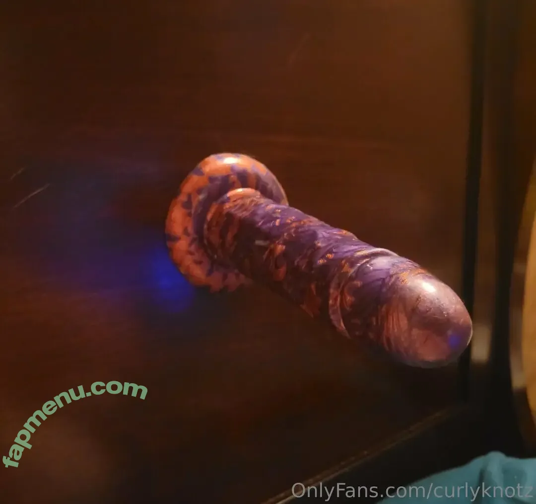 curlyknotz nude photo #0001 (reel)