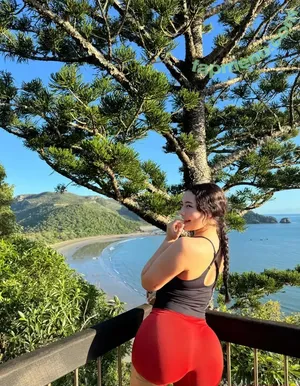 curlymoana / curlymonaa nude photo #0012