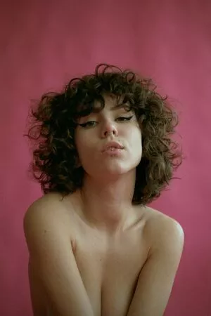 curlywiktoria / curlyvictoria / curlyyycue / wiktoria moldawiak nude photo #0010