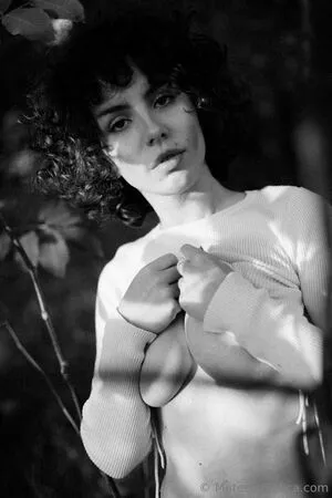 curlywiktoria / curlyvictoria / curlyyycue / wiktoria moldawiak nude photo #0199