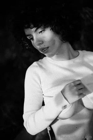 curlywiktoria / curlyvictoria / curlyyycue / wiktoria moldawiak nude photo #0201