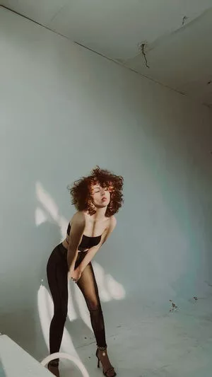 curlywiktoria / curlyvictoria / curlyyycue / wiktoria moldawiak nude photo #0451