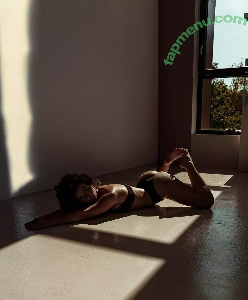 curlywiktoria nude photo #0097 (curlyvictoria / curlyyycue / wiktoria moldawiak)