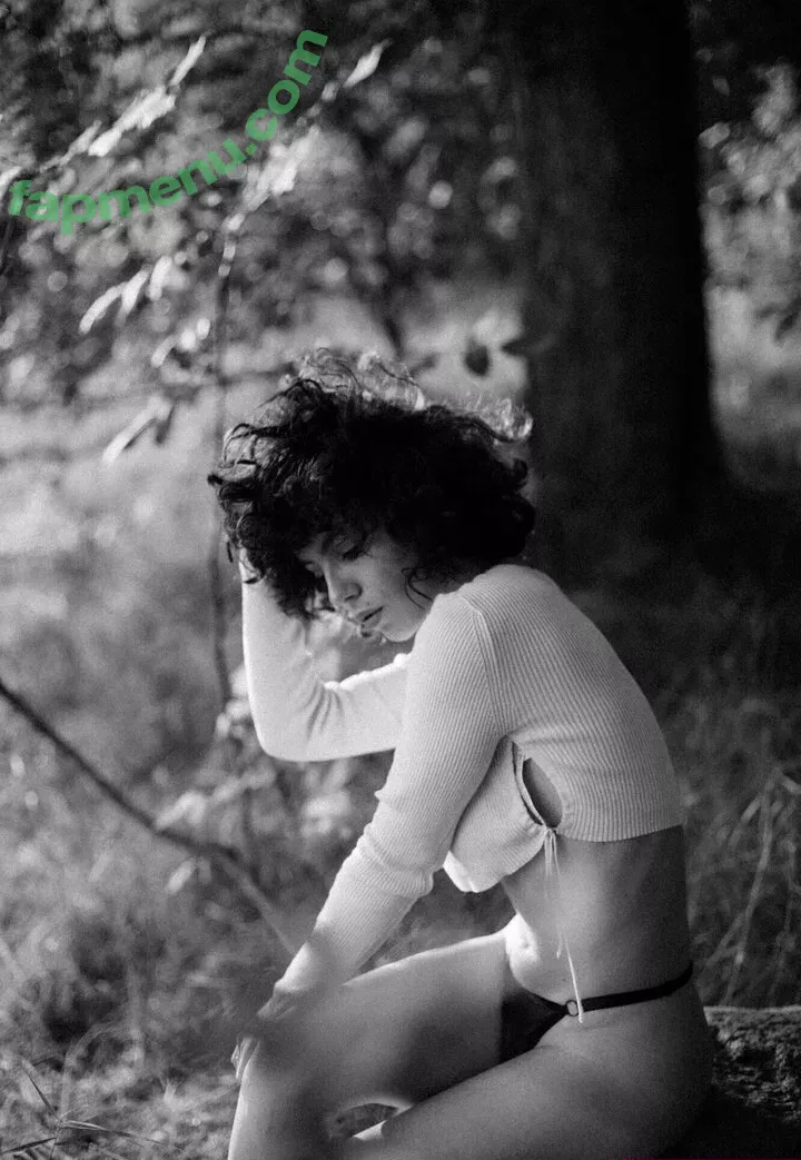 curlywiktoria nude photo #0213 (curlyvictoria / curlyyycue / wiktoria moldawiak)