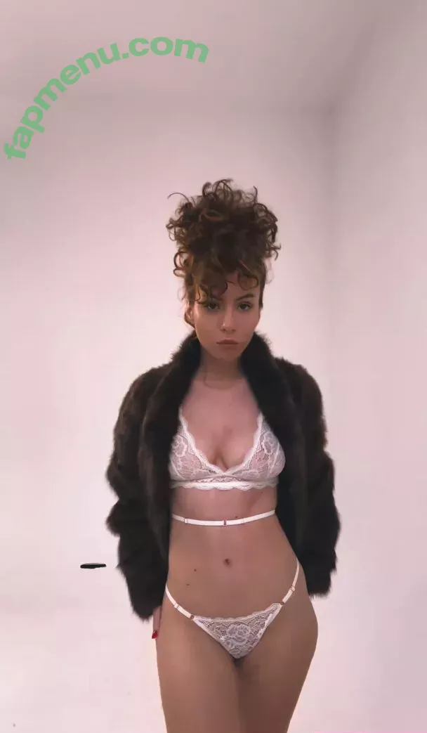 curlywiktoria nude photo #0236 (curlyvictoria / curlyyycue / wiktoria moldawiak)