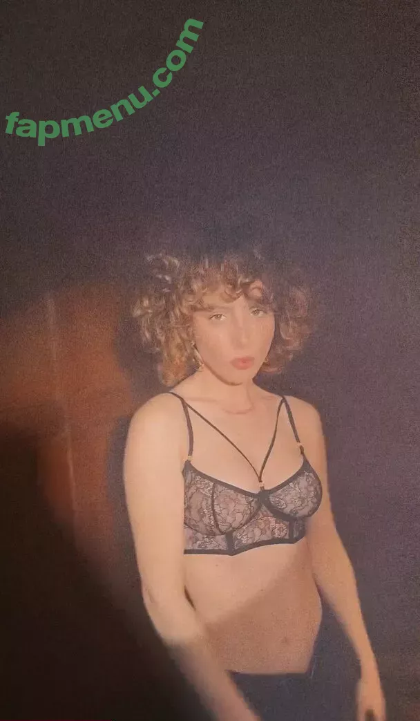 curlywiktoria nude photo #0326 (curlyvictoria / curlyyycue / wiktoria moldawiak)