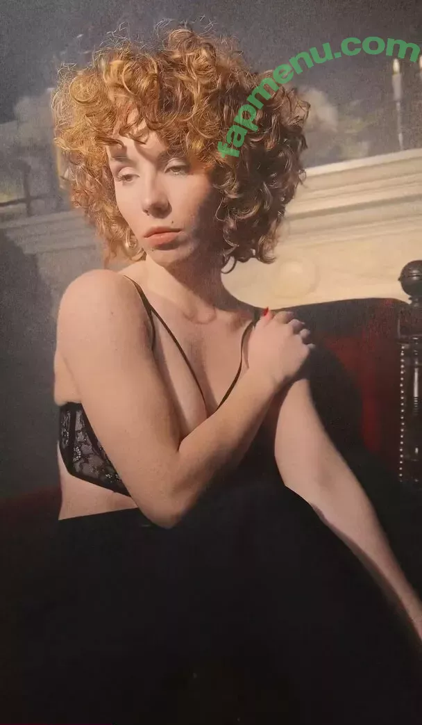 curlywiktoria nude photo #0335 (curlyvictoria / curlyyycue / wiktoria moldawiak)