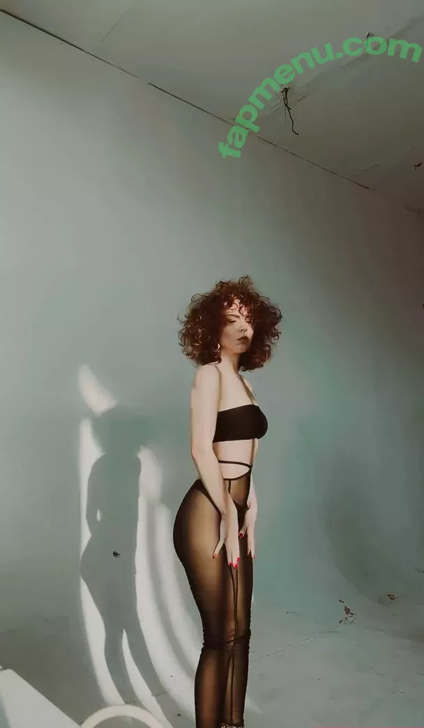 curlywiktoria nude photo #0447 (curlyvictoria / curlyyycue / wiktoria moldawiak)