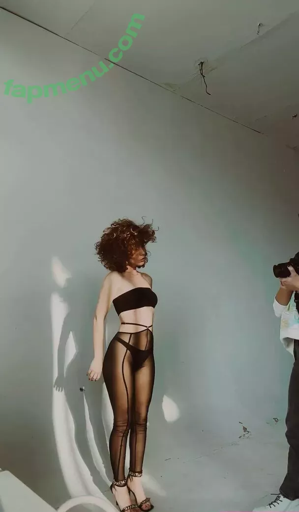 curlywiktoria nude photo #0448 (curlyvictoria / curlyyycue / wiktoria moldawiak)