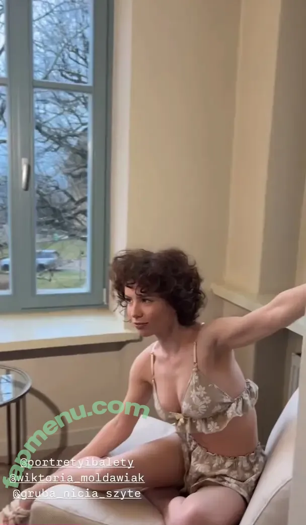 curlywiktoria nude photo #1114 (curlyvictoria / curlyyycue / wiktoria moldawiak)