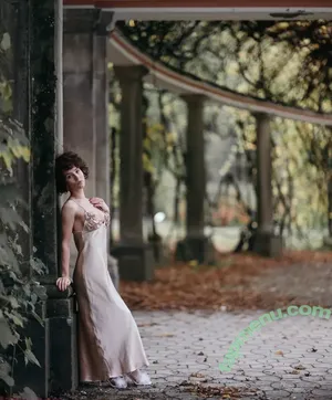 curlywiktoria / curlyvictoria / curlyyycue / wiktoria moldawiak nude photo #0003