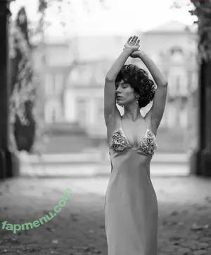 curlywiktoria / curlyvictoria / curlyyycue / wiktoria moldawiak nude photo #0007