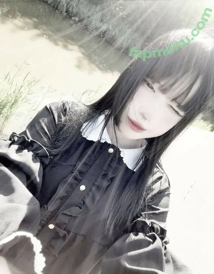 Currsw nude photo #0034 (Cursed / cursace)