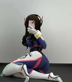 curssedkitty / silvye / silvyeu nude photo #0002