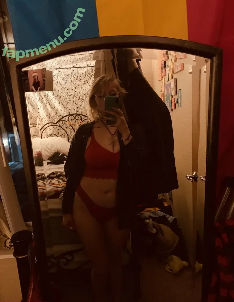 Curthobain nude photo #0004 (Curthobain)