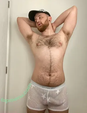 curtygeexxx / beefycurt nude photo #0020