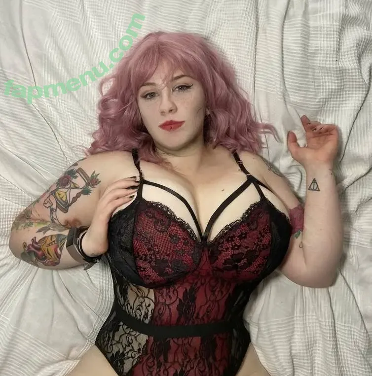 curvy_carly nude photo #0015 (carly)